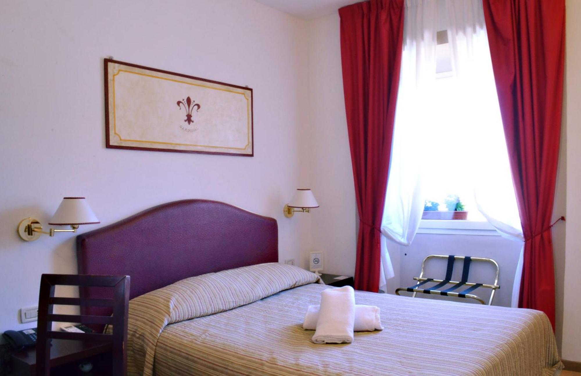 Hotel Cardinal Of Florence - Recommended For Ages 25 To 55 Zewnętrze zdjęcie