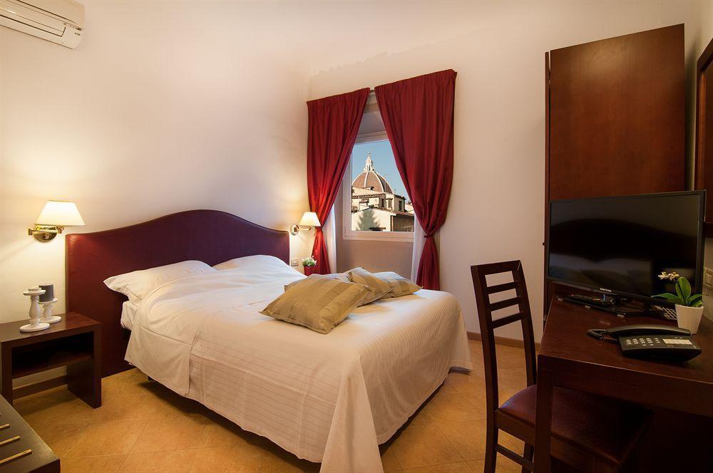 Hotel Cardinal Of Florence - Recommended For Ages 25 To 55 Zewnętrze zdjęcie