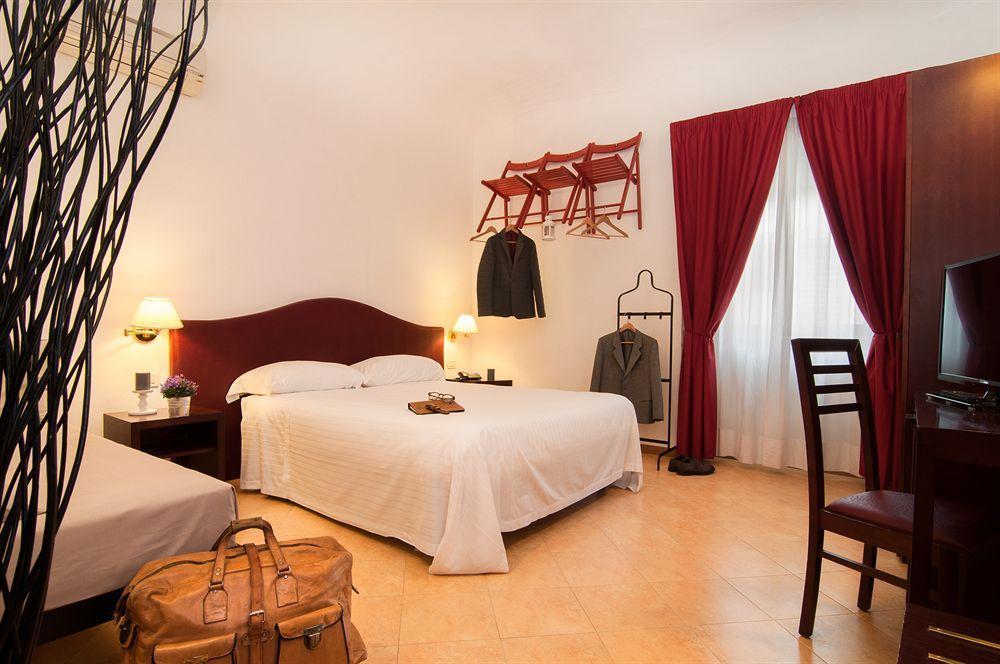 Hotel Cardinal Of Florence - Recommended For Ages 25 To 55 Zewnętrze zdjęcie